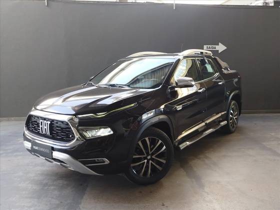 FIAT TORO 2.0 16V TURBO DIESEL RANCH 4WD AT9 FIAT TORO 2.0 16V TURBO DIESEL RANCH 4WD AT9